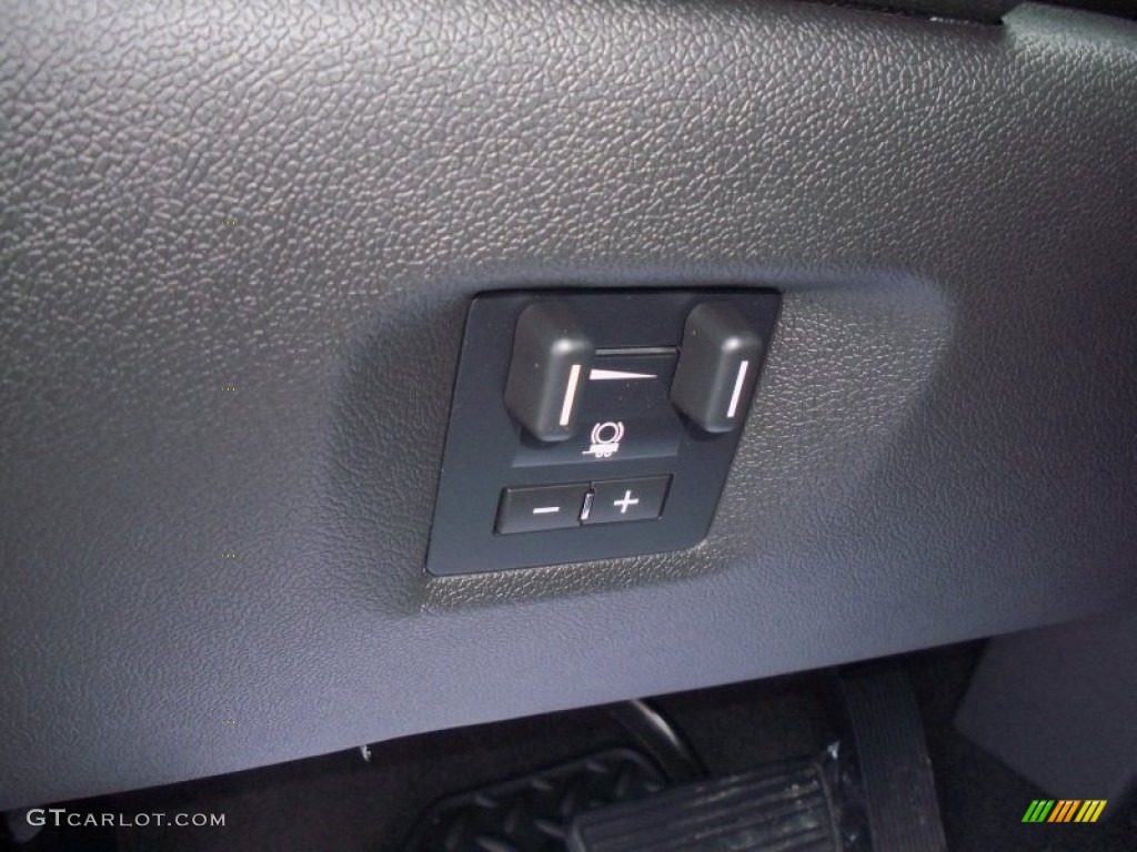 2012 Chevrolet Silverado 2500HD LTZ Crew Cab 4x4 Controls Photo #68303834