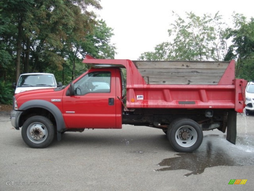 2005 F450 Super Duty XL Regular Cab Dump Truck - Red / Medium Flint photo #5