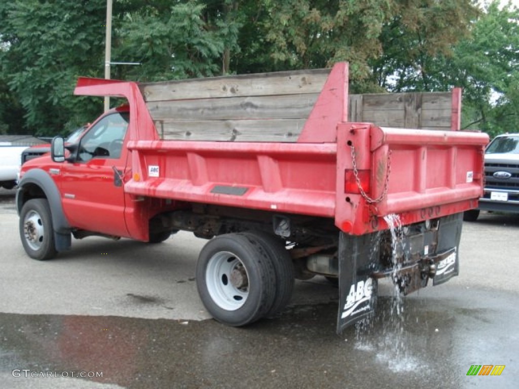 2005 F450 Super Duty XL Regular Cab Dump Truck - Red / Medium Flint photo #8