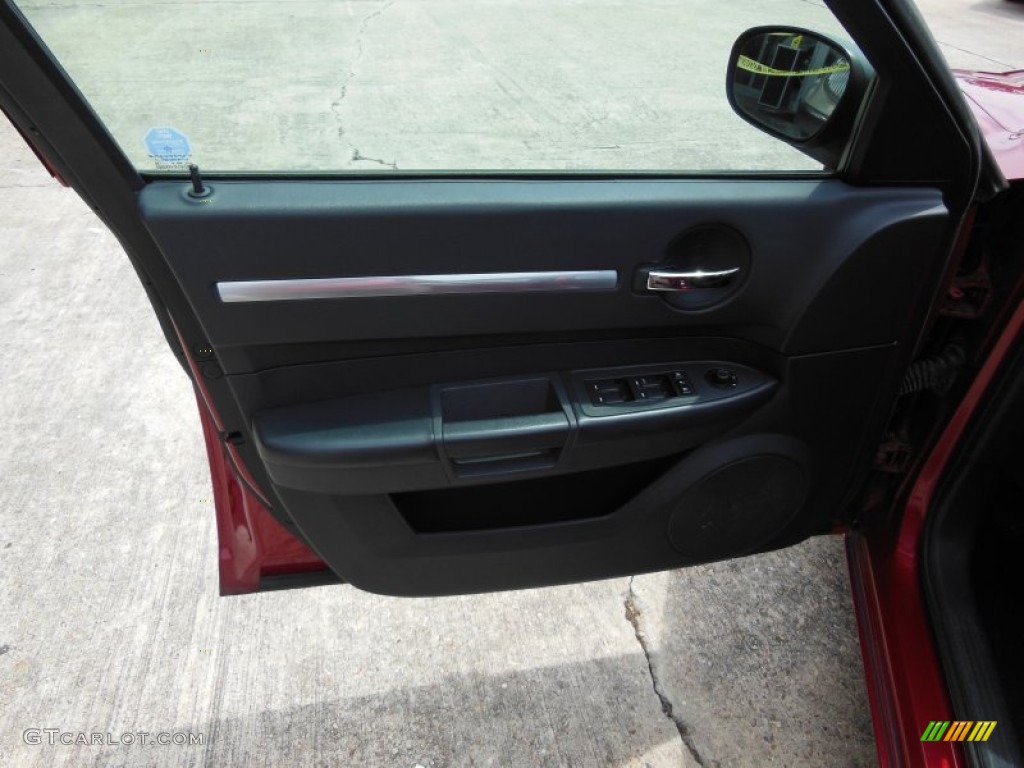 2009 Charger SE - Inferno Red Crystal Pearl / Dark Slate Gray photo #13
