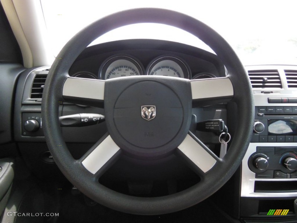 2009 Charger SE - Inferno Red Crystal Pearl / Dark Slate Gray photo #14