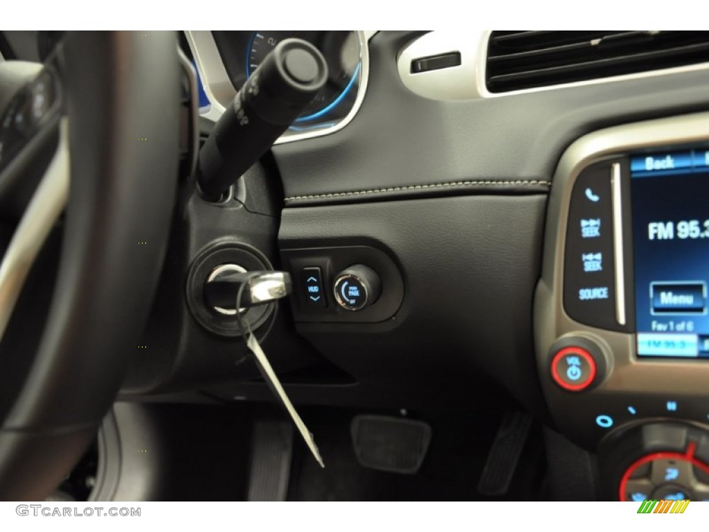 2013 Chevrolet Camaro LT Coupe Controls Photo #68315885