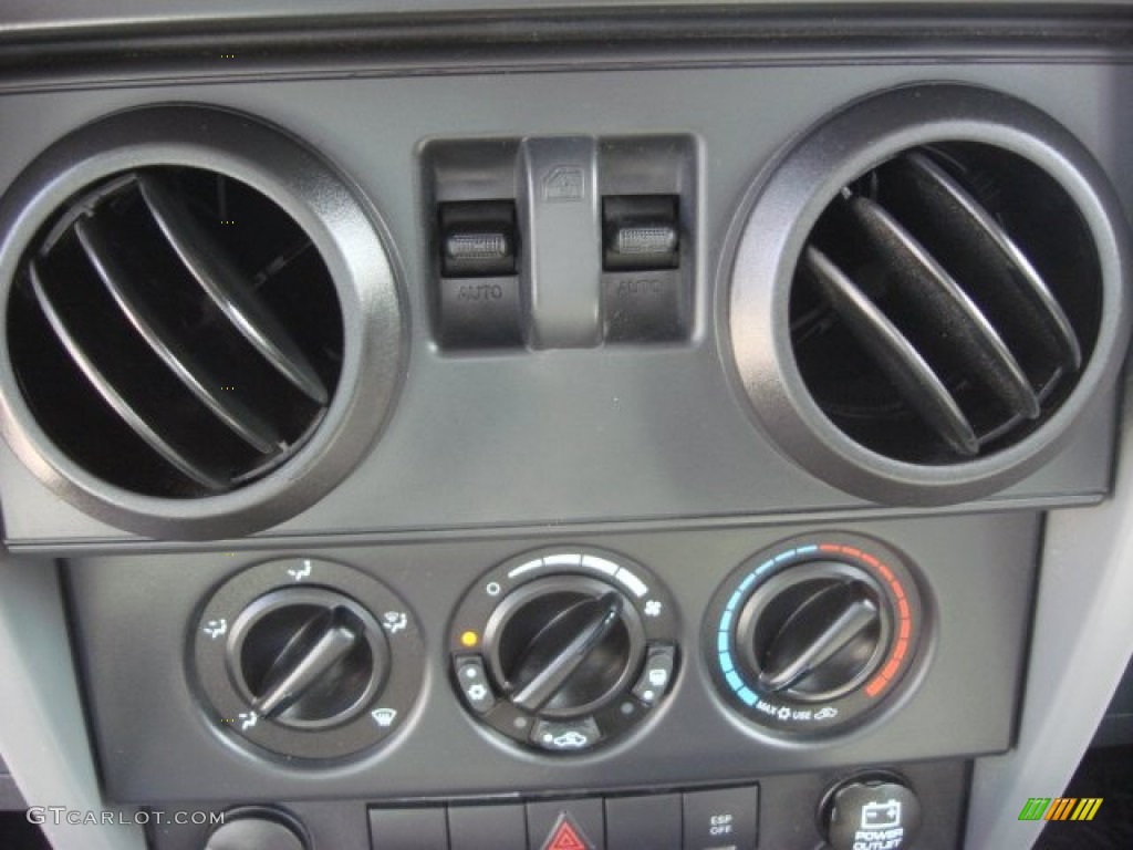 2009 Wrangler X 4x4 - Deep Water Blue Pearl Coat / Dark Slate Gray/Medium Slate Gray photo #17