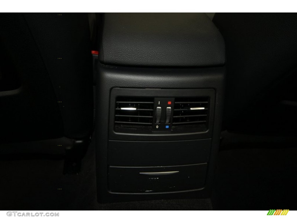 2009 3 Series 328i Sedan - Crimson Red / Black photo #30