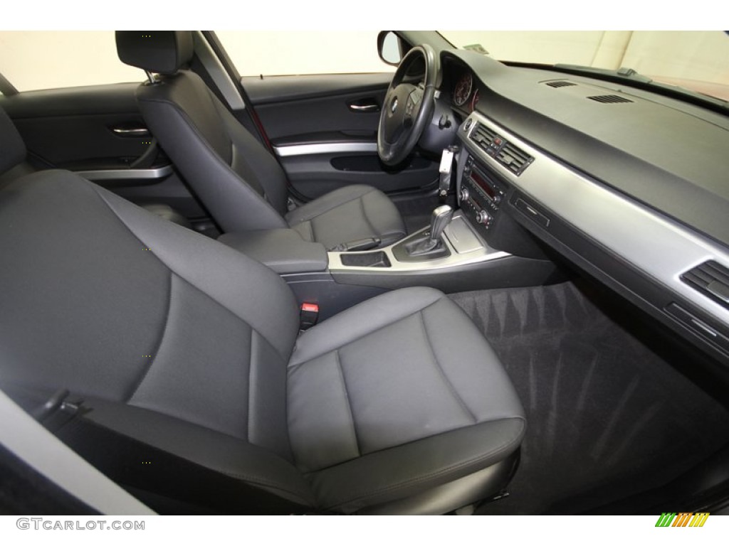 2009 3 Series 328i Sedan - Crimson Red / Black photo #35