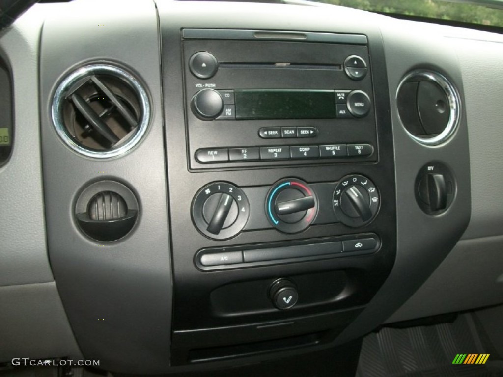 2005 F150 XLT SuperCrew - Bright Red / Medium Flint/Dark Flint Grey photo #15