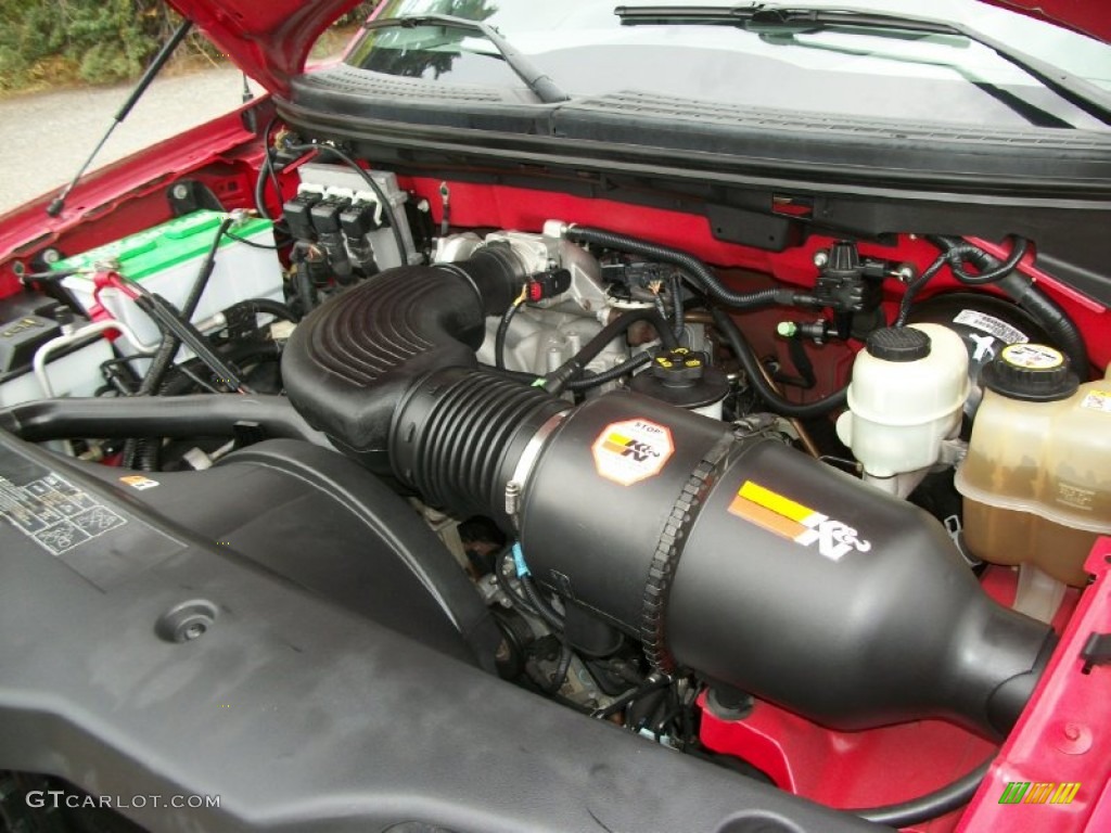 2005 F150 XLT SuperCrew - Bright Red / Medium Flint/Dark Flint Grey photo #34