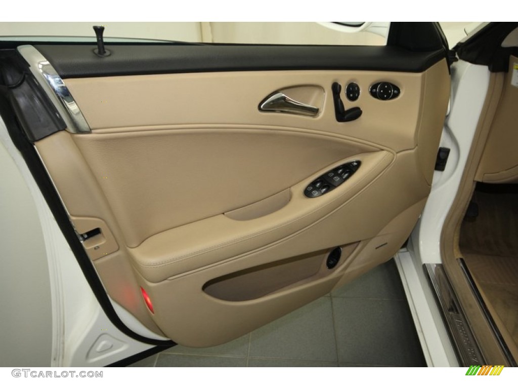 2006 CLS 500 - Alabaster White / Cashmere Beige photo #15