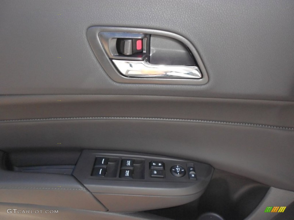 2013 Acura ILX 1.5L Hybrid Technology Controls Photo #68319944