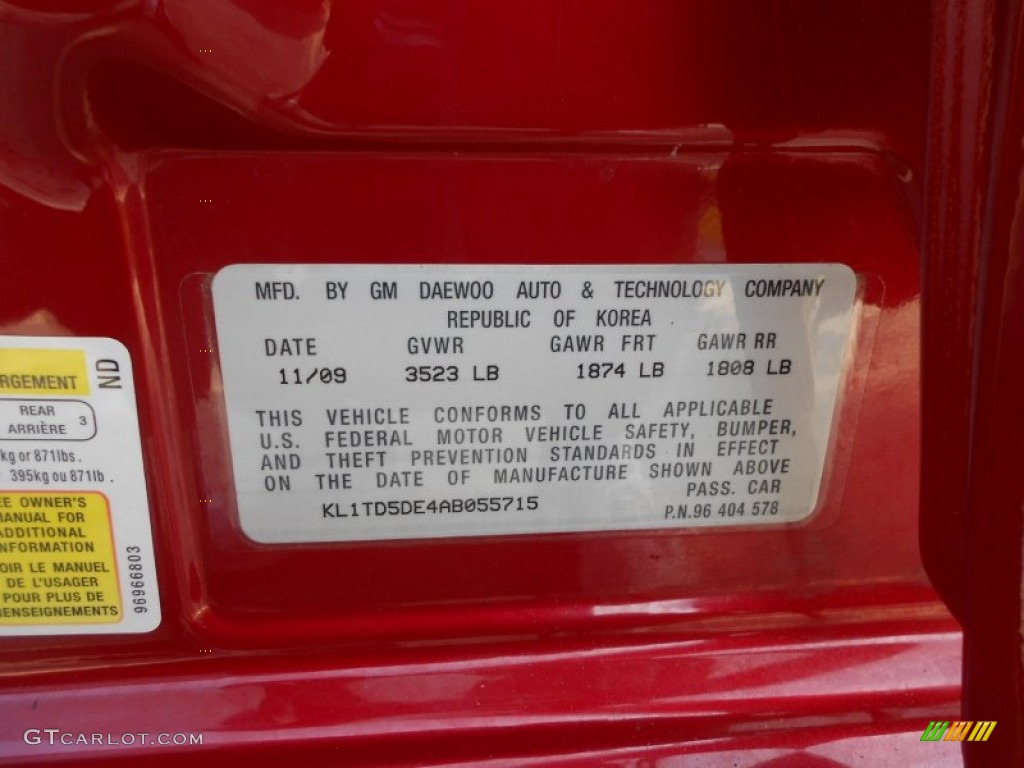 2010 Aveo LT Sedan - Sport Red / Charcoal photo #23