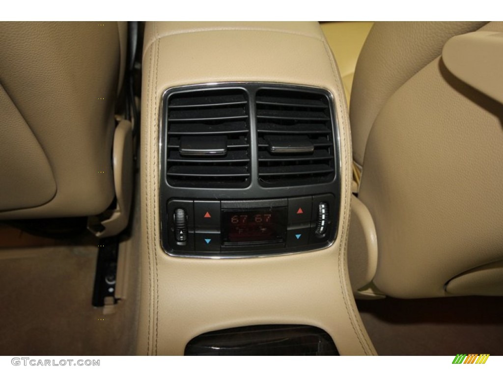 2006 CLS 500 - Alabaster White / Cashmere Beige photo #33