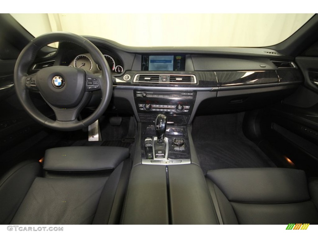 2011 BMW 7 Series 750i Sedan Black Dashboard Photo #68321003