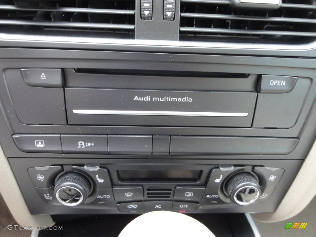 2011 Audi A4 2.0T quattro Sedan Controls Photo #68325778