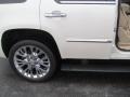 White Diamond - Escalade AWD Photo No. 3