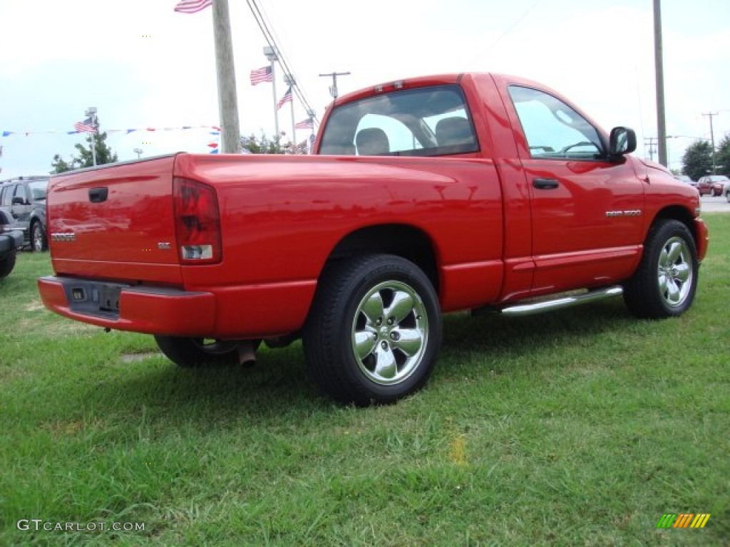 2004 Ram 1500 SLT Regular Cab - Flame Red / Dark Slate Gray photo #4