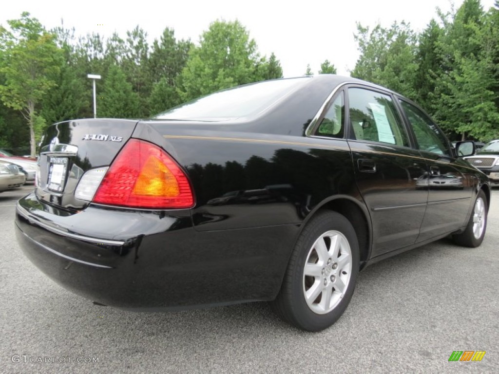 2001 Avalon XL - Black / Taupe photo #3