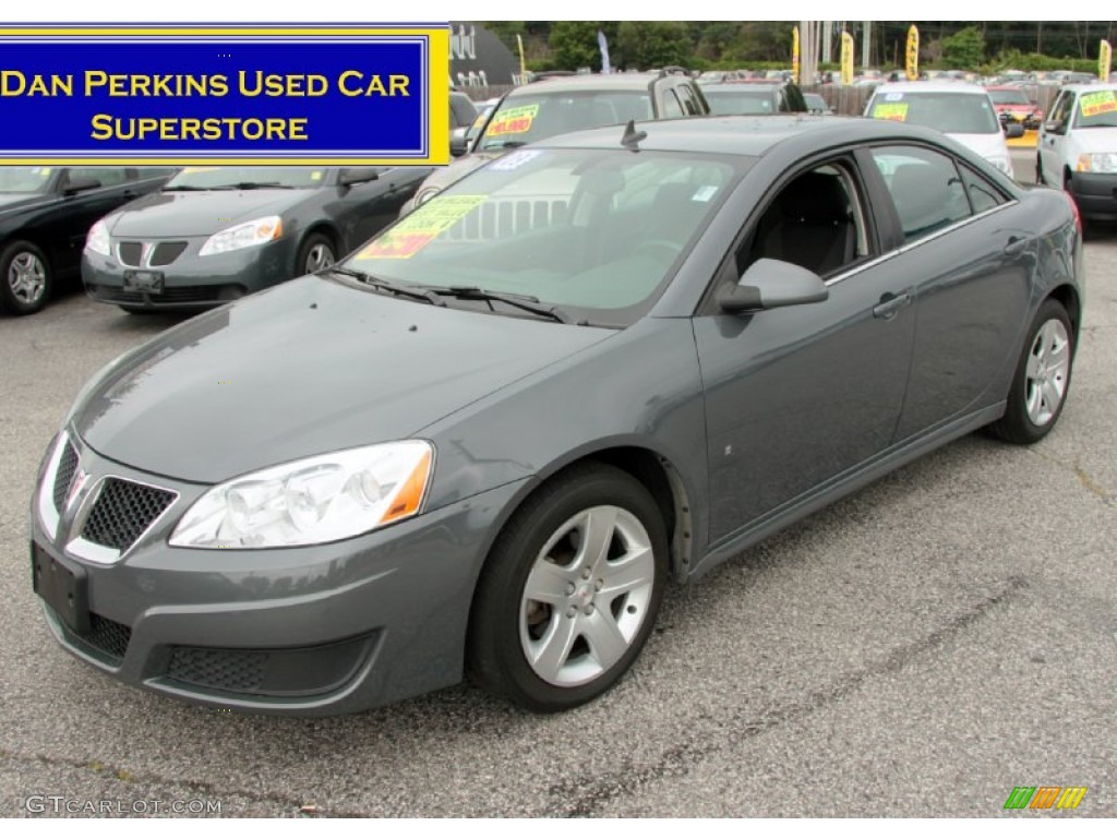 Dark Steel Gray Metallic Pontiac G6