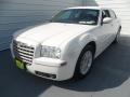 Cool Vanilla White - 300 Touring Photo No. 6