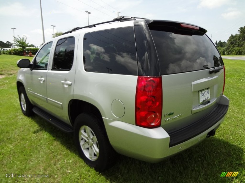 2011 Yukon SLE - Pure Silver Metallic / Ebony photo #3