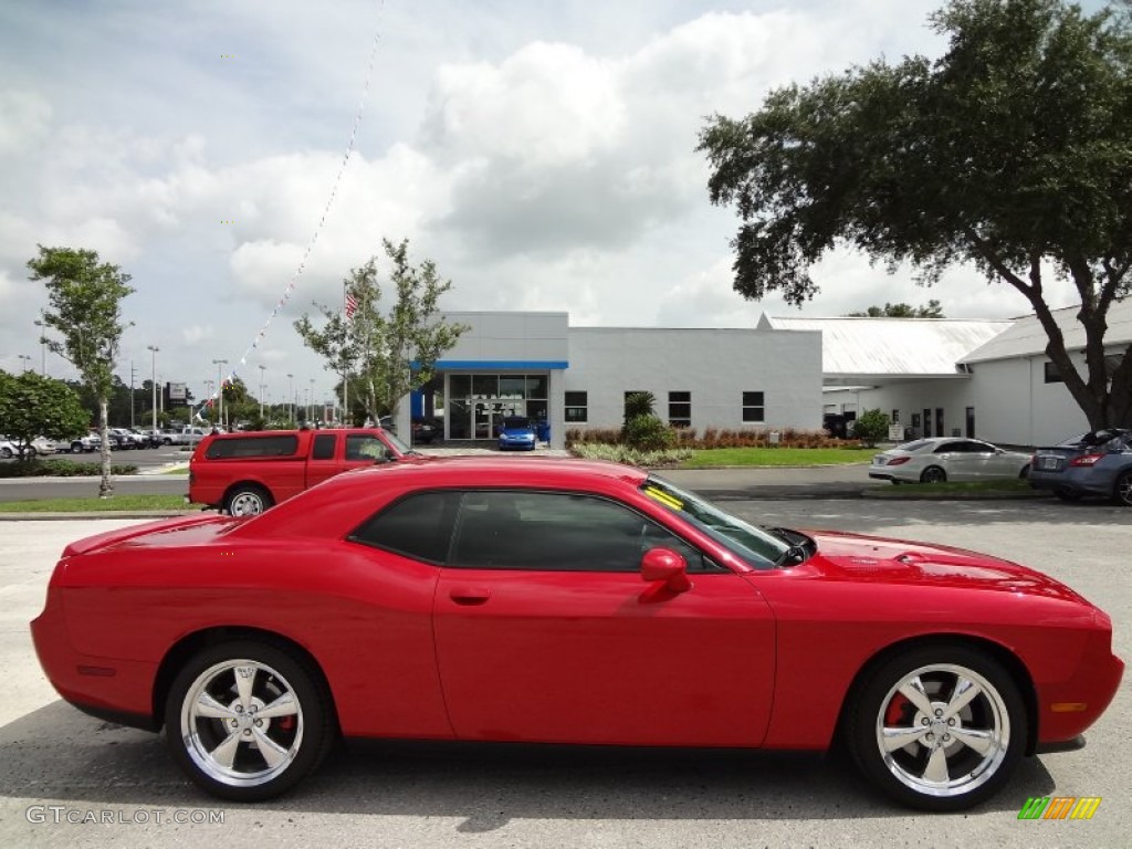 2011 Challenger R/T - Redline 3-Coat Pearl / Dark Slate Gray photo #9