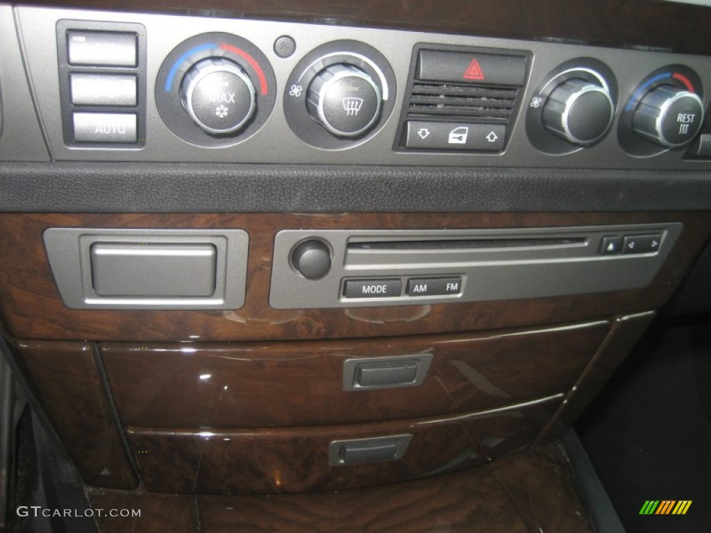 2008 BMW 7 Series 750i Sedan Controls Photo #68340156