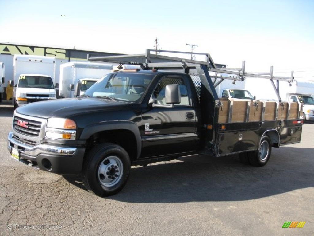 2006 Sierra 3500 Work Truck Regular Cab Stake Truck - Onyx Black / Dark Pewter photo #3
