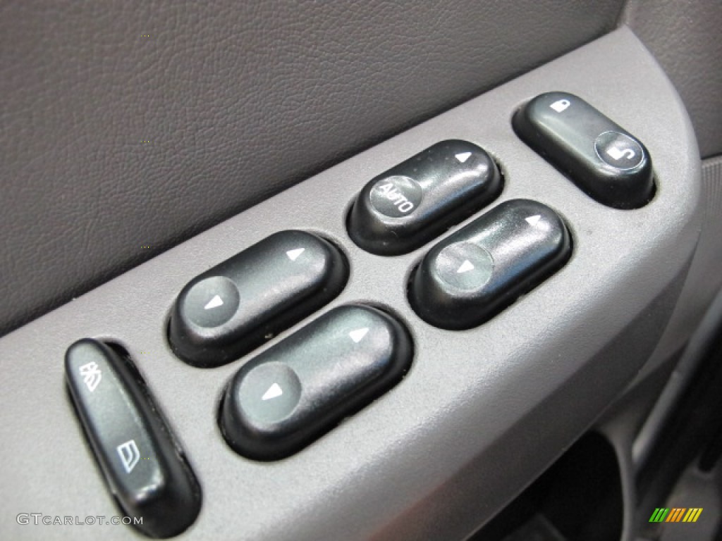 2002 Explorer XLT 4x4 - Silver Frost Metallic / Midnight Grey photo #36
