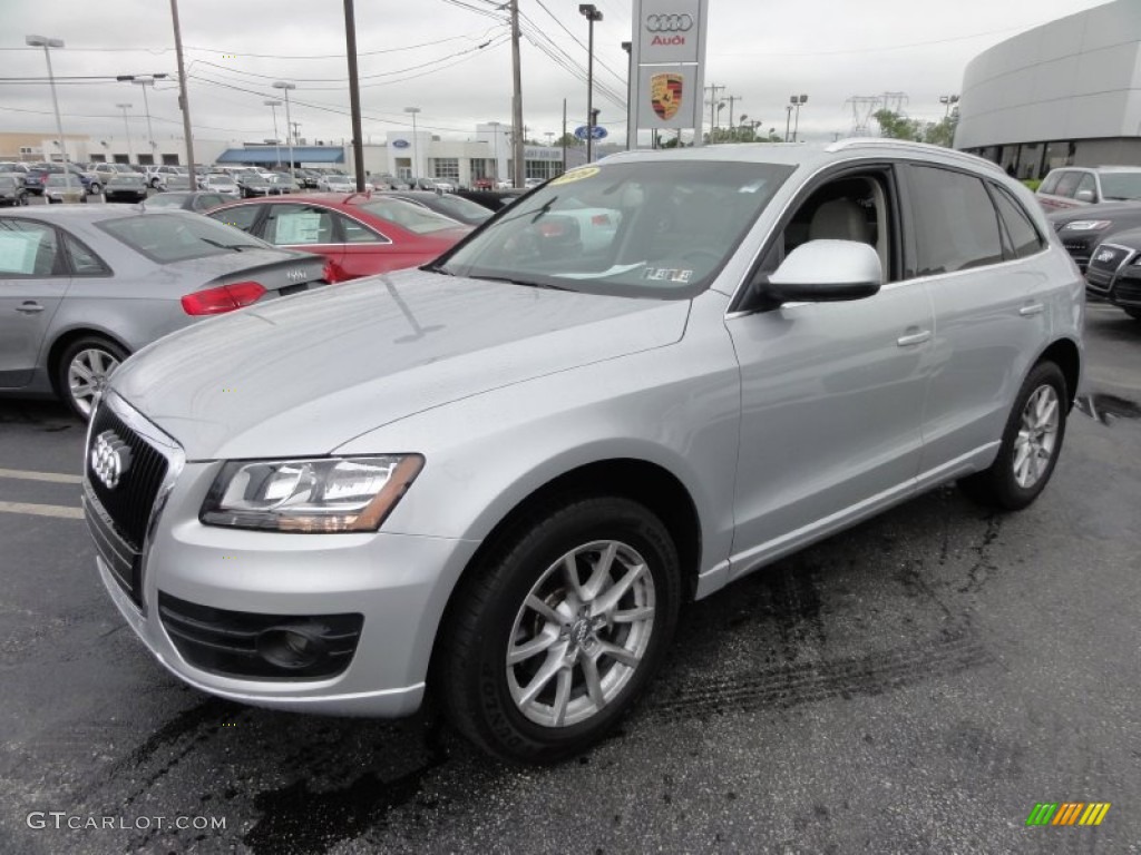2009 Q5 3.2 Premium quattro - Ice Silver Metallic / Light Gray photo #2