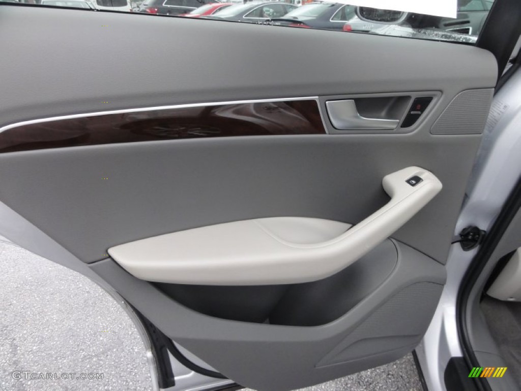 2009 Q5 3.2 Premium quattro - Ice Silver Metallic / Light Gray photo #25