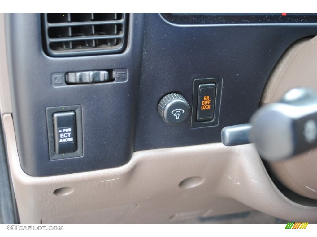 2000 Tacoma V6 PreRunner Extended Cab - Natural White / Oak photo #14