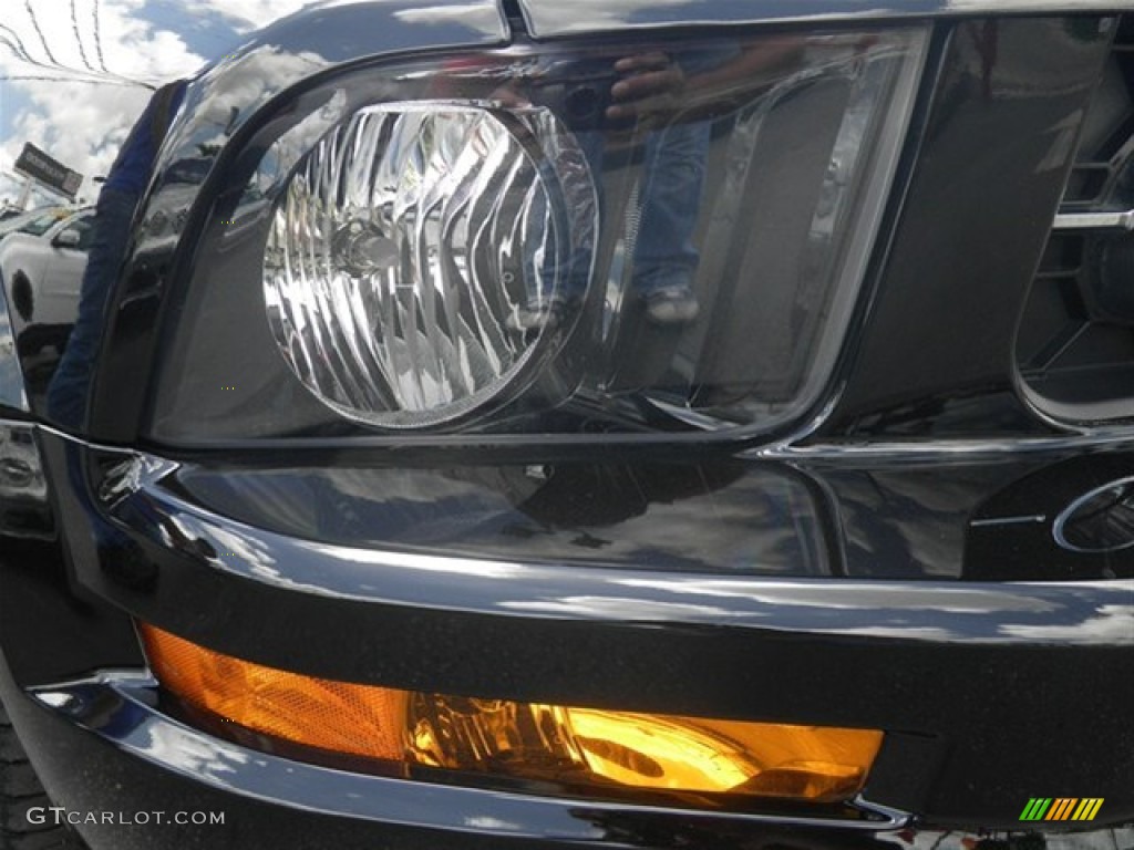 2009 Mustang V6 Convertible - Black / Light Graphite photo #3