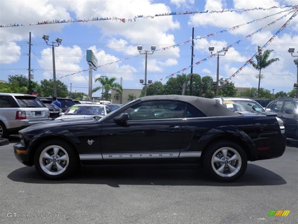 2009 Mustang V6 Convertible - Black / Light Graphite photo #10