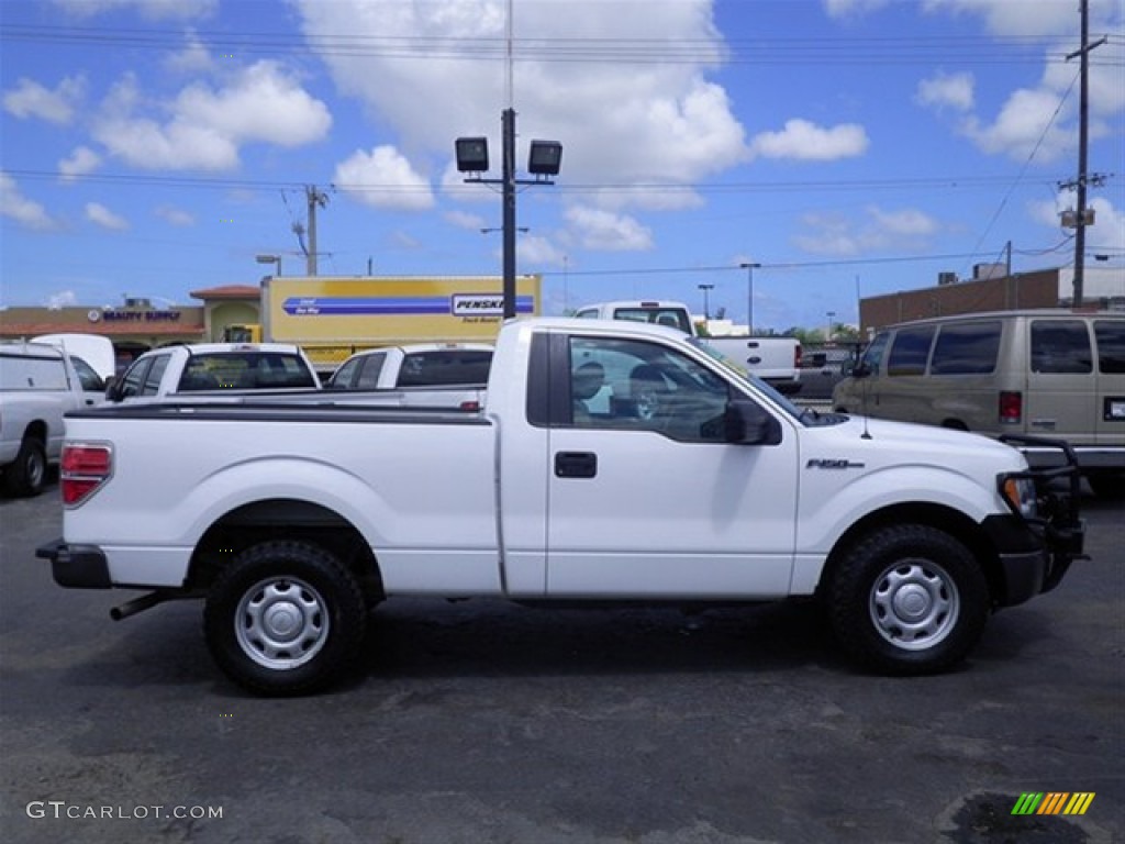 2010 F150 XL Regular Cab 4x4 - Oxford White / Medium Stone photo #16