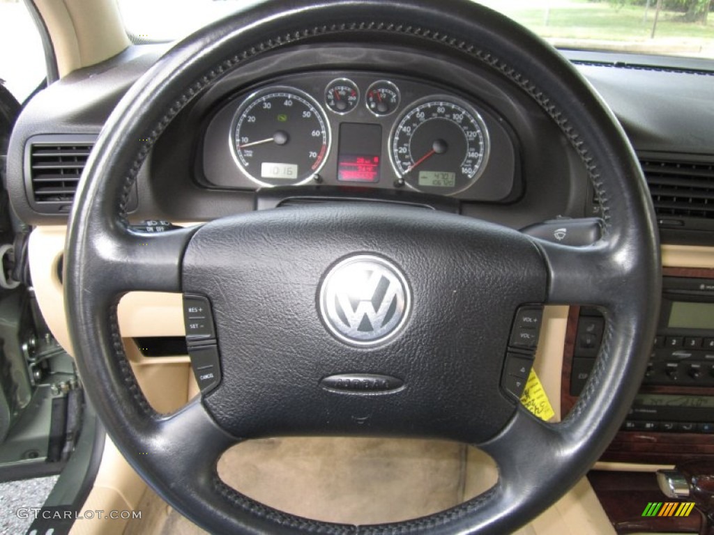 2004 Volkswagen Passat GLX 4Motion Wagon Beige Steering Wheel Photo #68360604