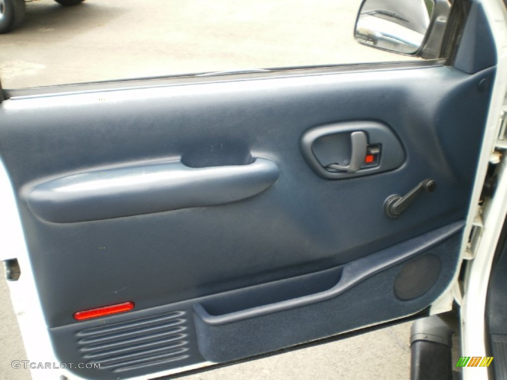2000 Chevrolet Silverado 3500 Crew Cab Blue Door Panel Photo #68362153