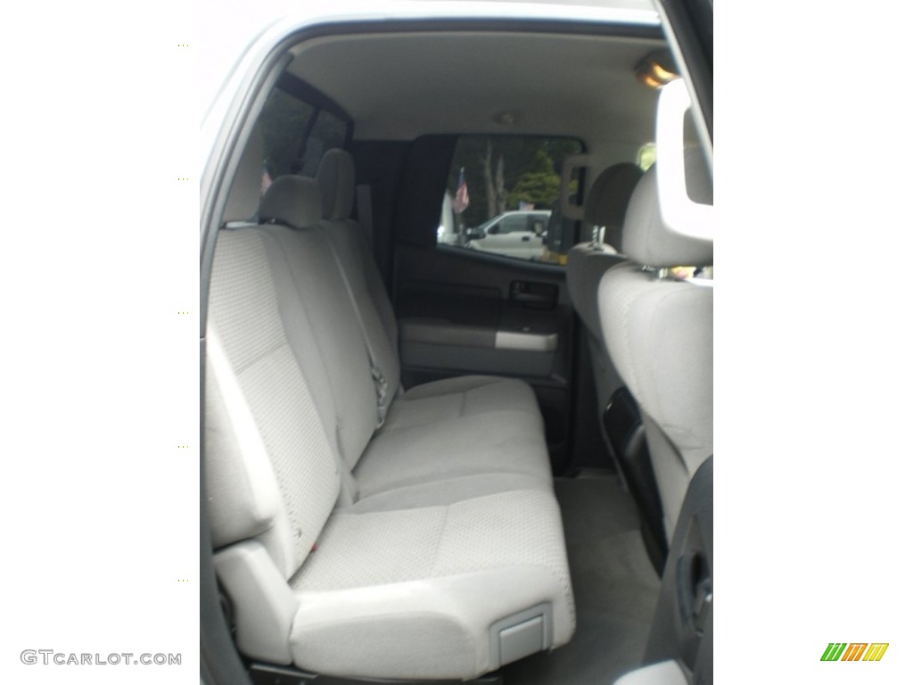 2007 Tundra SR5 Double Cab 4x4 - Silver Sky Metallic / Graphite Gray photo #26