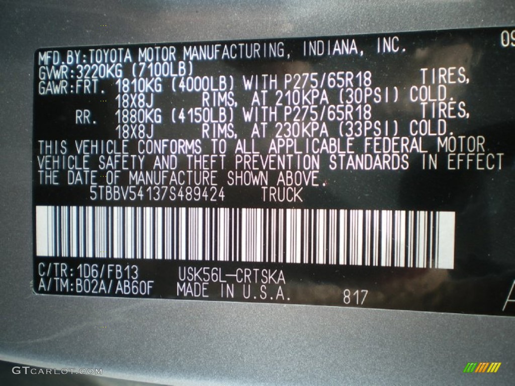 2007 Tundra SR5 Double Cab 4x4 - Silver Sky Metallic / Graphite Gray photo #32