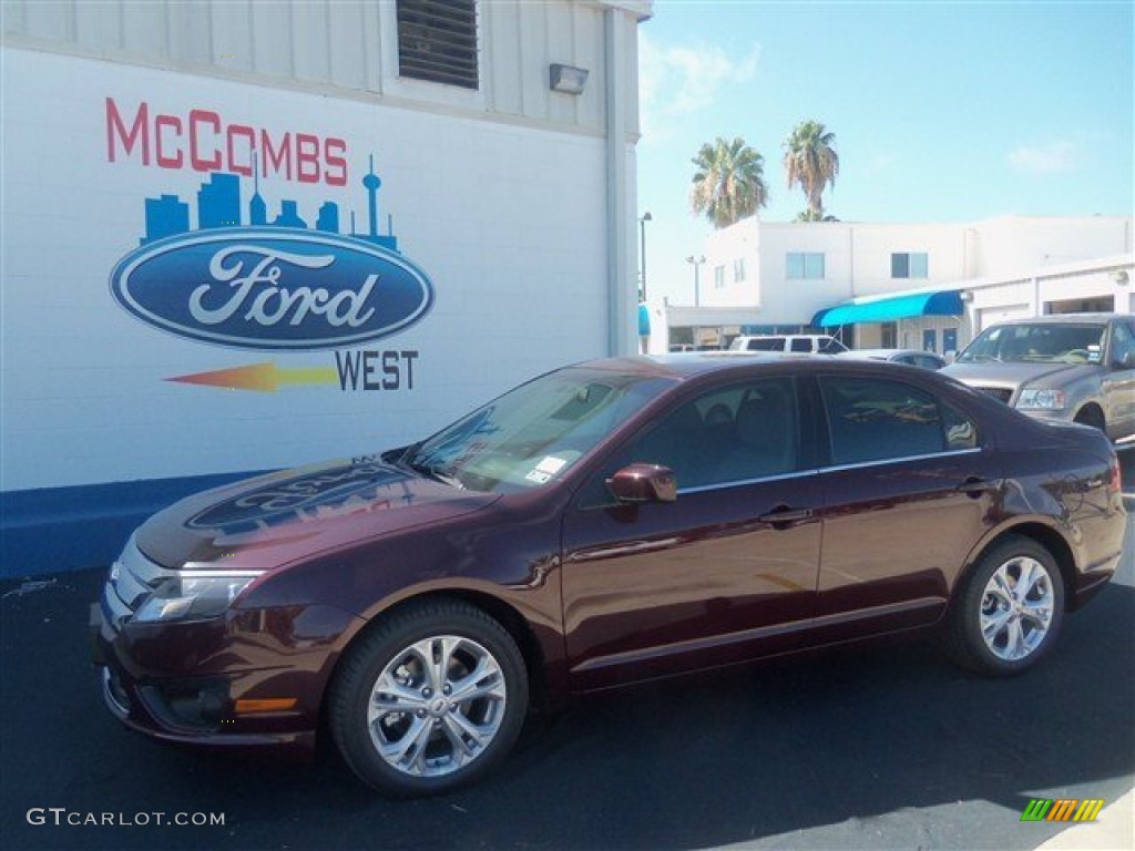 2012 Fusion SE - Bordeaux Reserve Metallic / Medium Light Stone photo #1