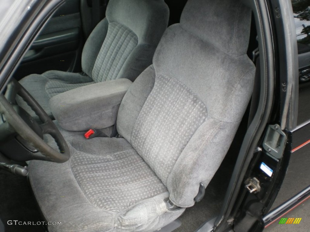 2000 Chevrolet S10 LS Extended Cab Front Seat Photos