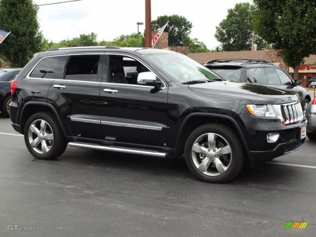 Brilliant Black Crystal Pearl 2012 Jeep Grand Cherokee