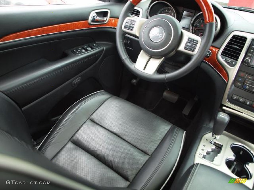 Black Interior 2012 Jeep Grand Cherokee Overland 4x4 Photo #68364833