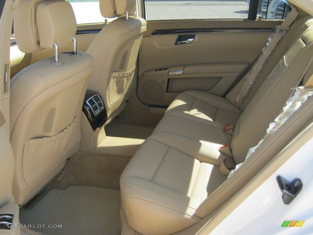 Cashmere/Savanna Interior 2013 Mercedes-Benz S 550 Sedan Photo #68365159