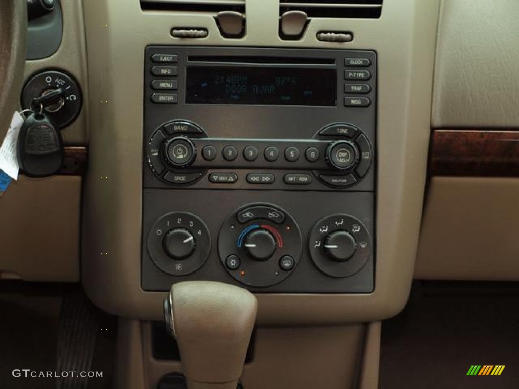 2005 Chevrolet Malibu Sedan Audio System Photos