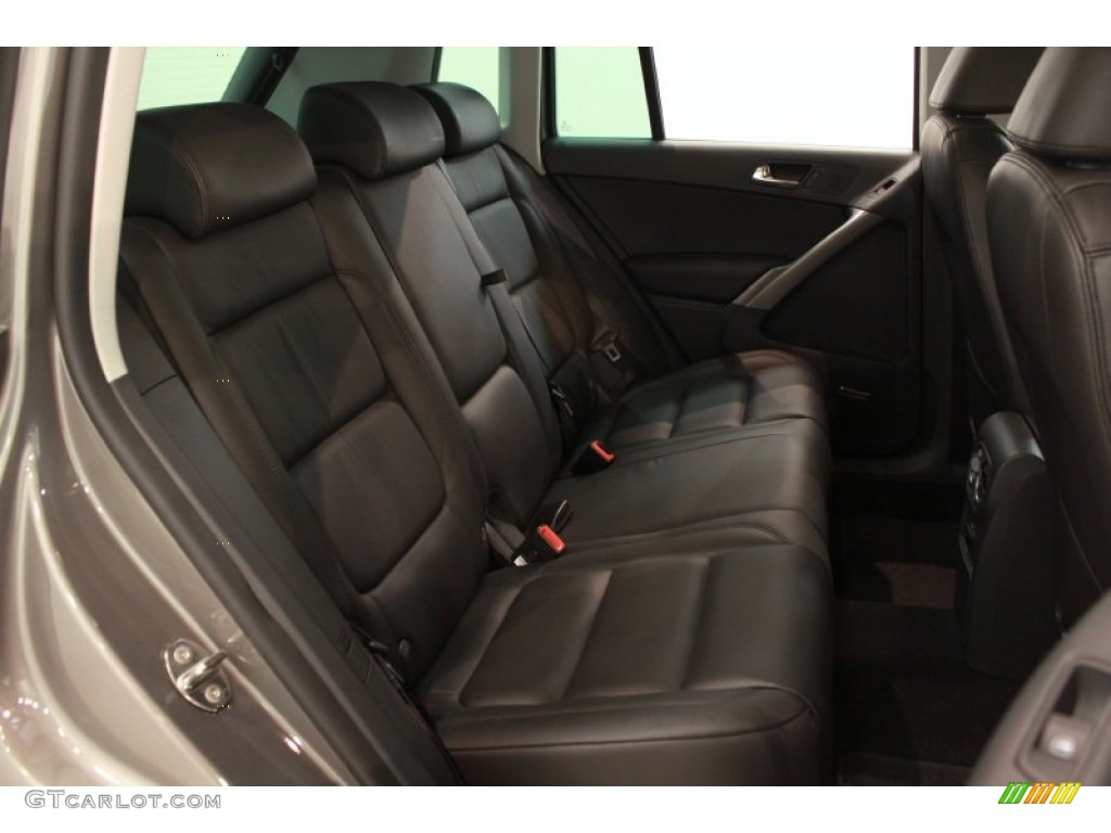 Charcoal Interior 2009 Volkswagen Tiguan SEL 4Motion Photo #68367741