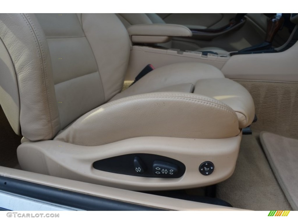 2006 3 Series 330i Coupe - Alpine White / Sand photo #21