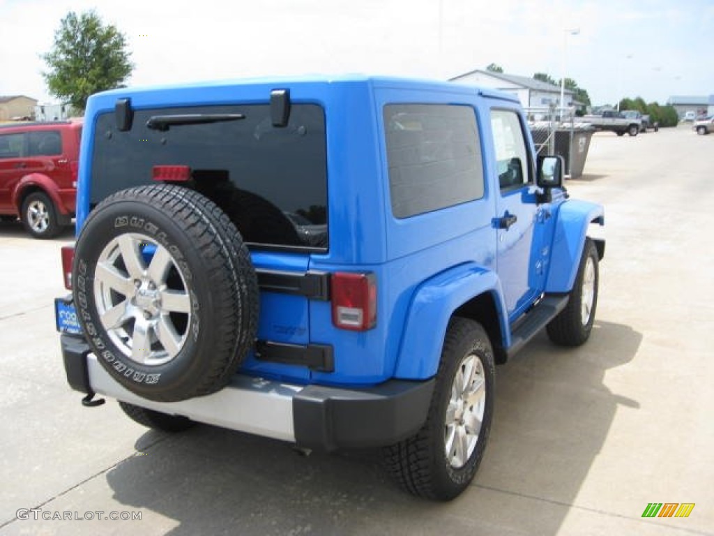 2012 Wrangler Sahara 4x4 - Cosmos Blue / Black photo #6
