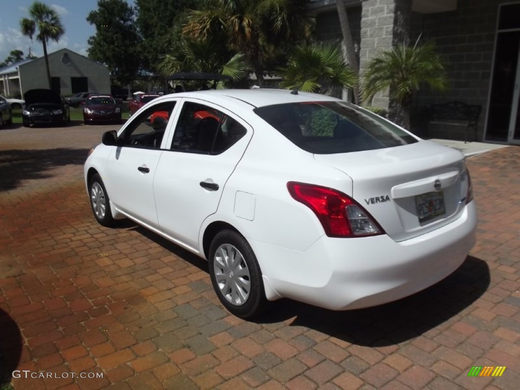 2012 Versa 1.6 S Sedan - Fresh Powder White / Charcoal photo #3