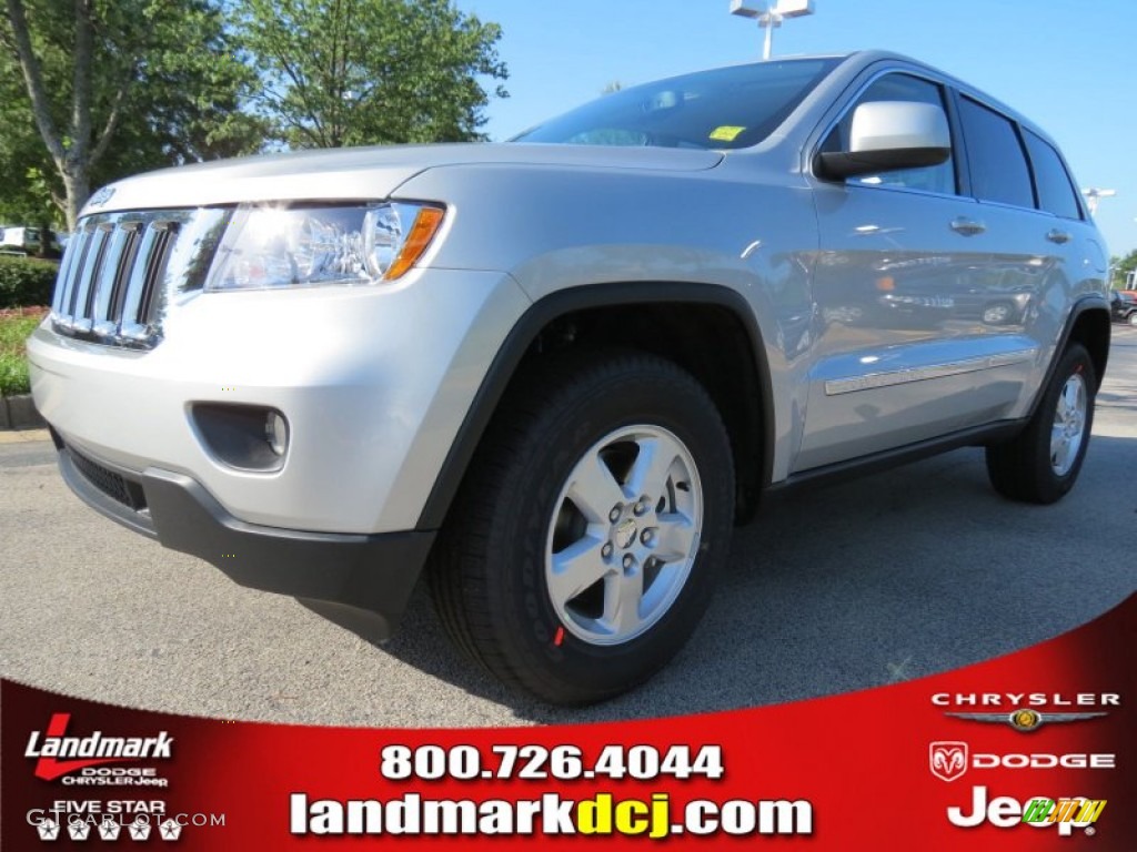 2013 Grand Cherokee Laredo - Bright Silver Metallic / Dark Graystone/Medium Graystone photo #1