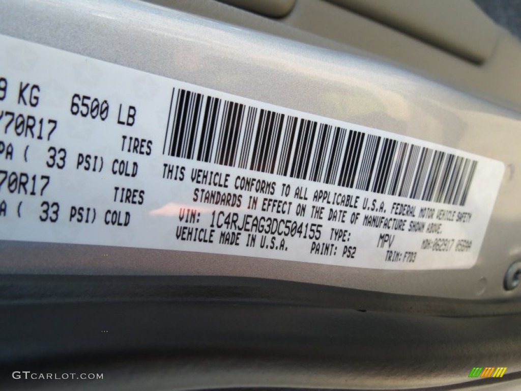 2013 Grand Cherokee Laredo - Bright Silver Metallic / Dark Graystone/Medium Graystone photo #13