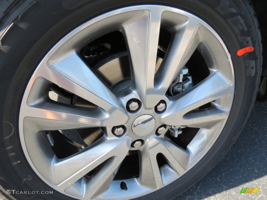 2013 Grand Cherokee Laredo - Deep Cherry Red Crystal Pearl / Dark Graystone/Medium Graystone photo #5